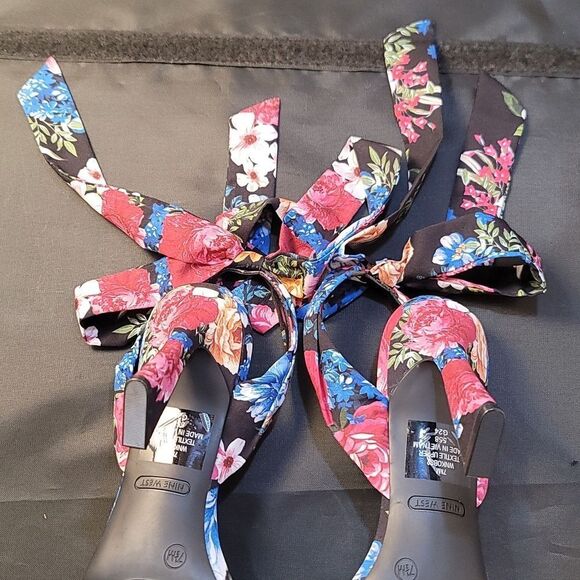 BRAND NEW NINE WEST KOBS ANKLE BOWNOT TIE SANDAL (WOMEN) - Picture 11 of 16